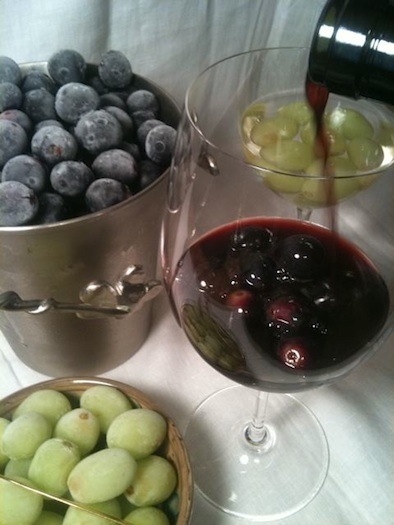 wine chilled with frozen grapes