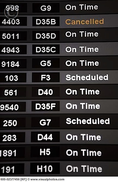 airport arrivals and departures board
