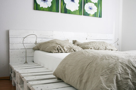 white painted d-i-y pallet bed