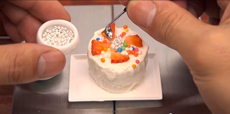 Mini food- cake decorated